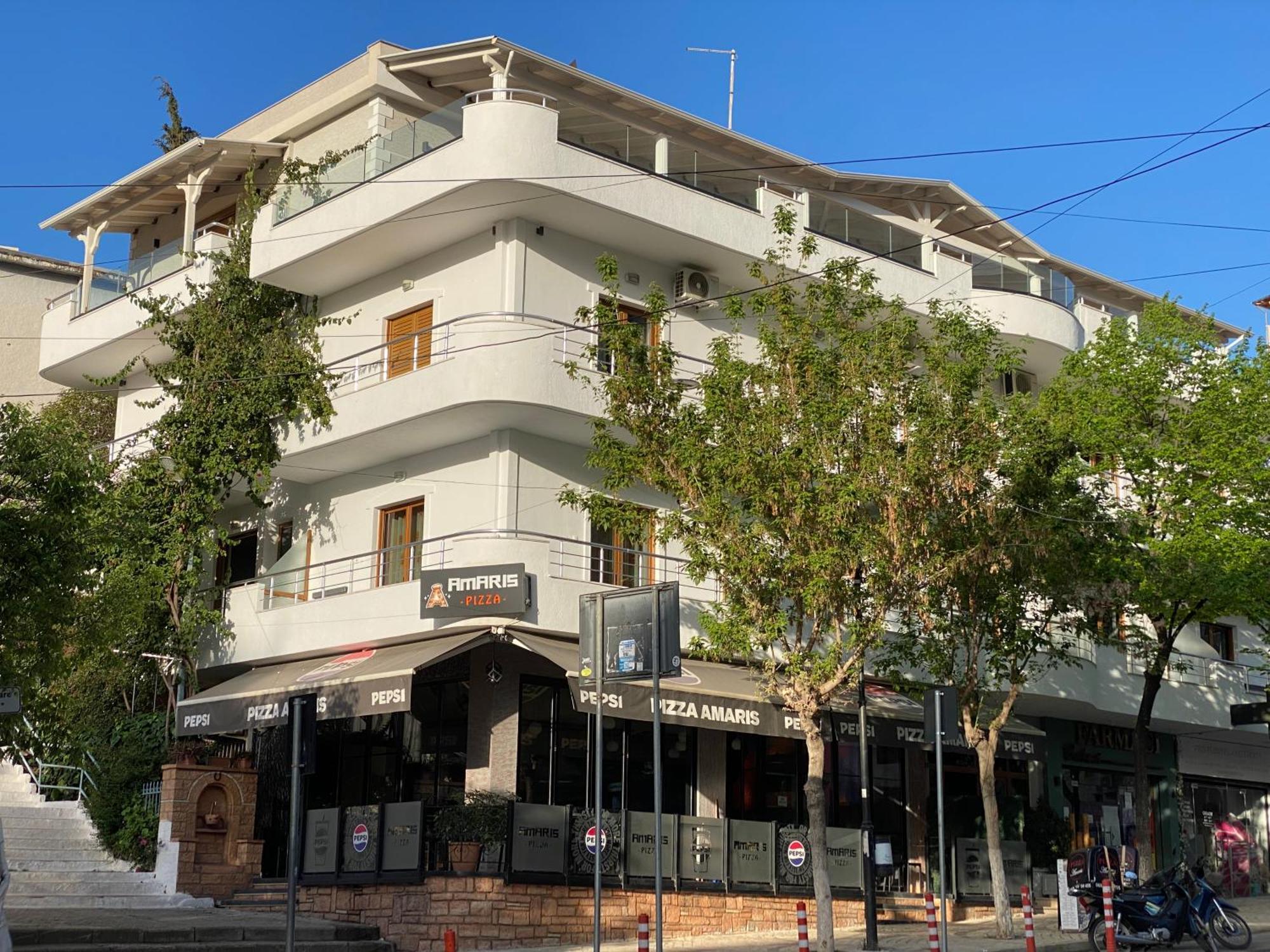 Hotel Metali Sarandë Exterior foto